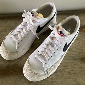 Women’s Low Platform Nike Blazers